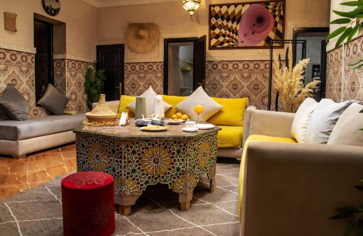 Riad Msholidays Jacuzzi Privatise Marrakech มาร์ราเกช ภายนอก รูปภาพ