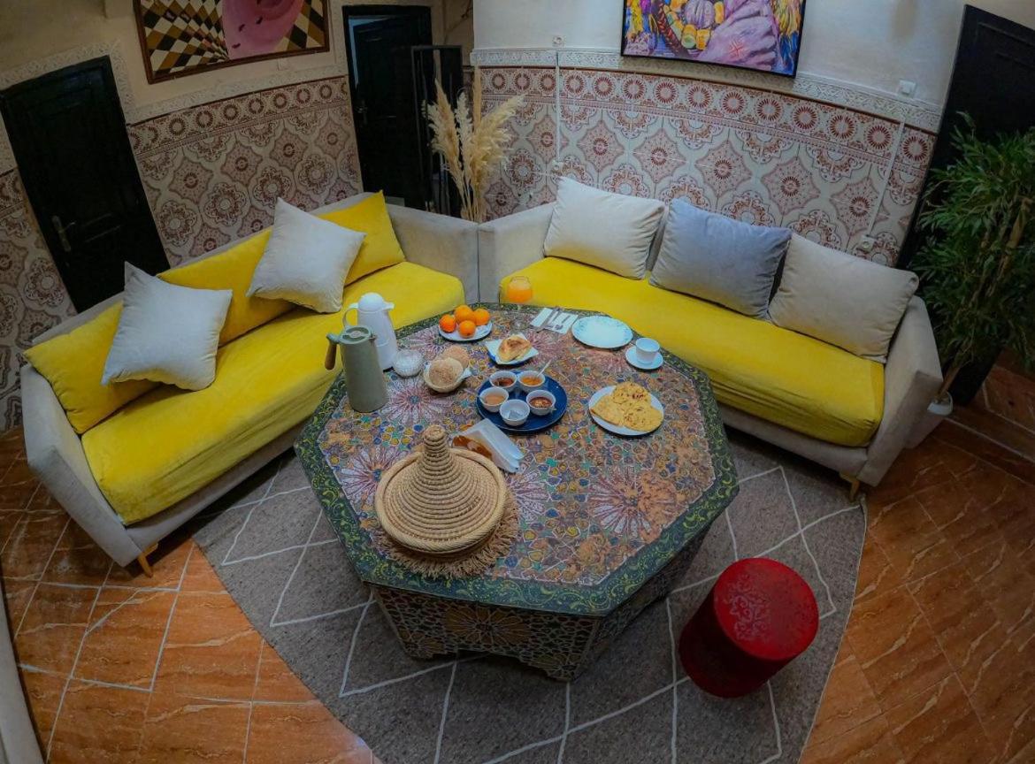 Riad Msholidays Jacuzzi Privatise Marrakech มาร์ราเกช ภายนอก รูปภาพ