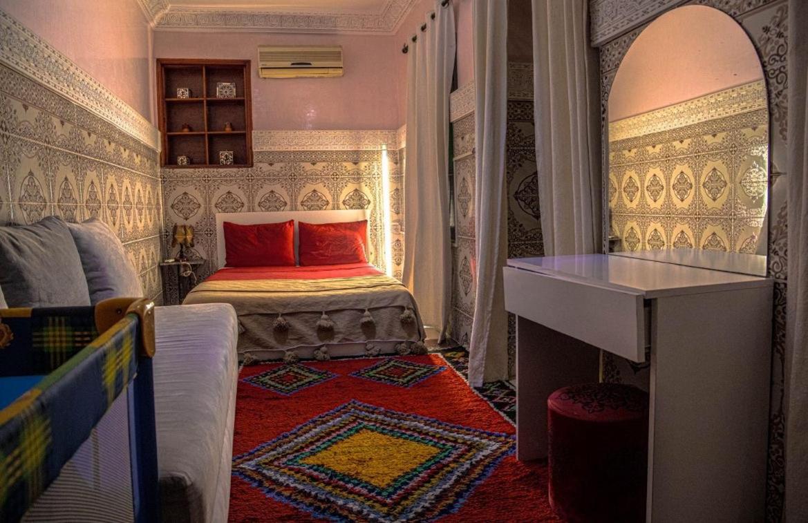 Riad Msholidays Jacuzzi Privatise Marrakech มาร์ราเกช ภายนอก รูปภาพ